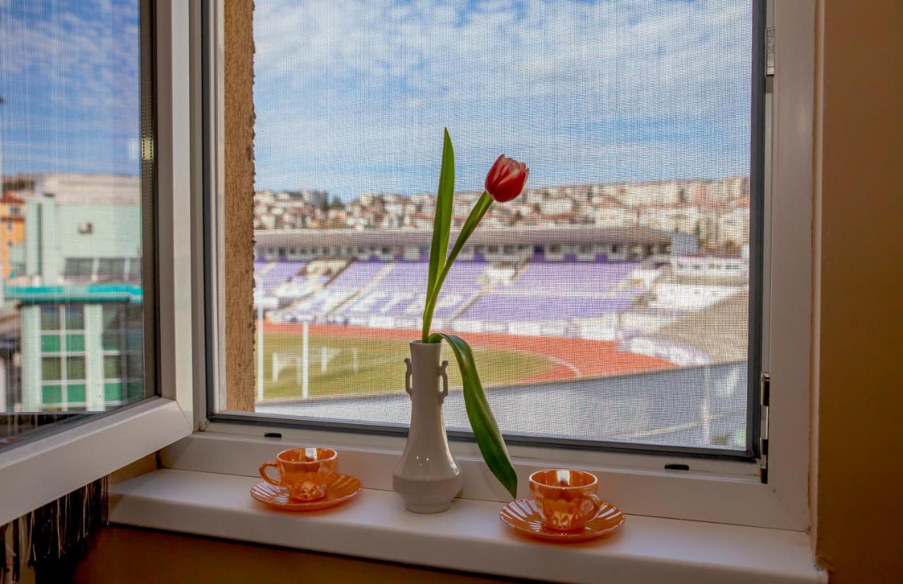 Stadium Apartments Veliko Tarnovo Ngoại thất bức ảnh