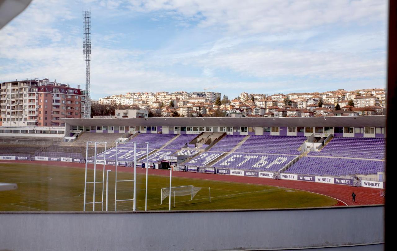 Stadium Apartments Veliko Tarnovo Ngoại thất bức ảnh