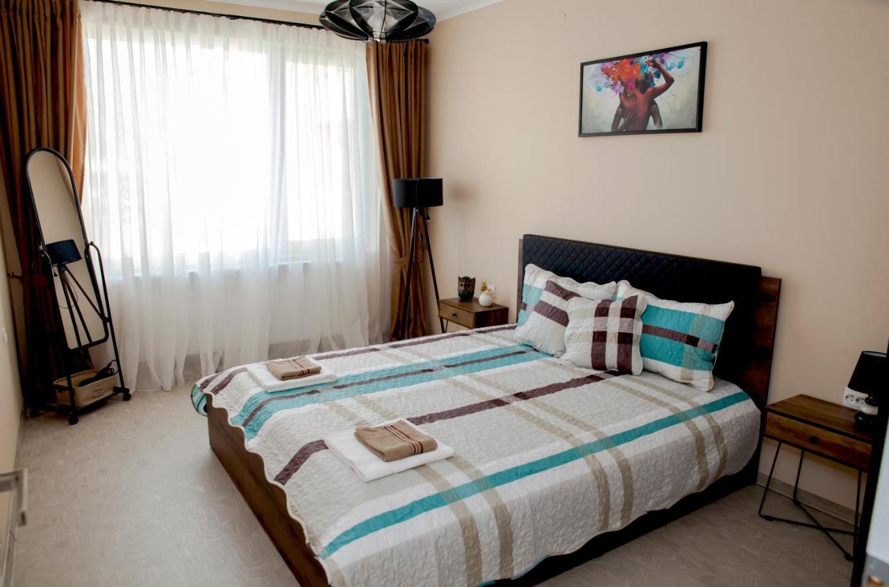 Stadium Apartments Veliko Tarnovo Ngoại thất bức ảnh